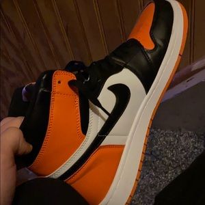 Jordan 1 shattered backboard samples